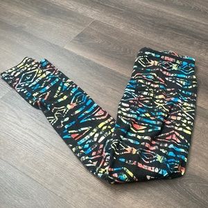 Patterned leggings